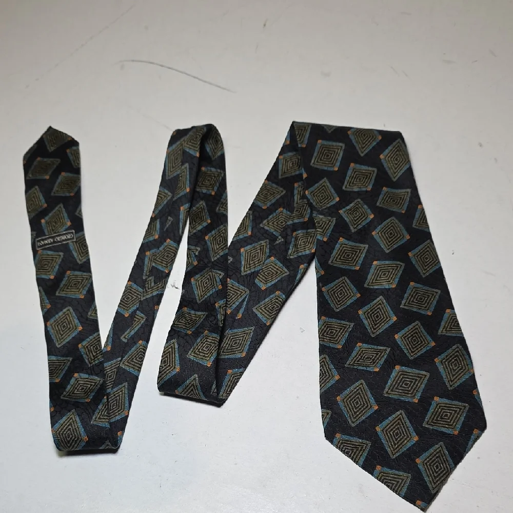 Giorgio‎ Armani Black Blue Gold Diamond Pattern Tie 100% Silk Made In Italy